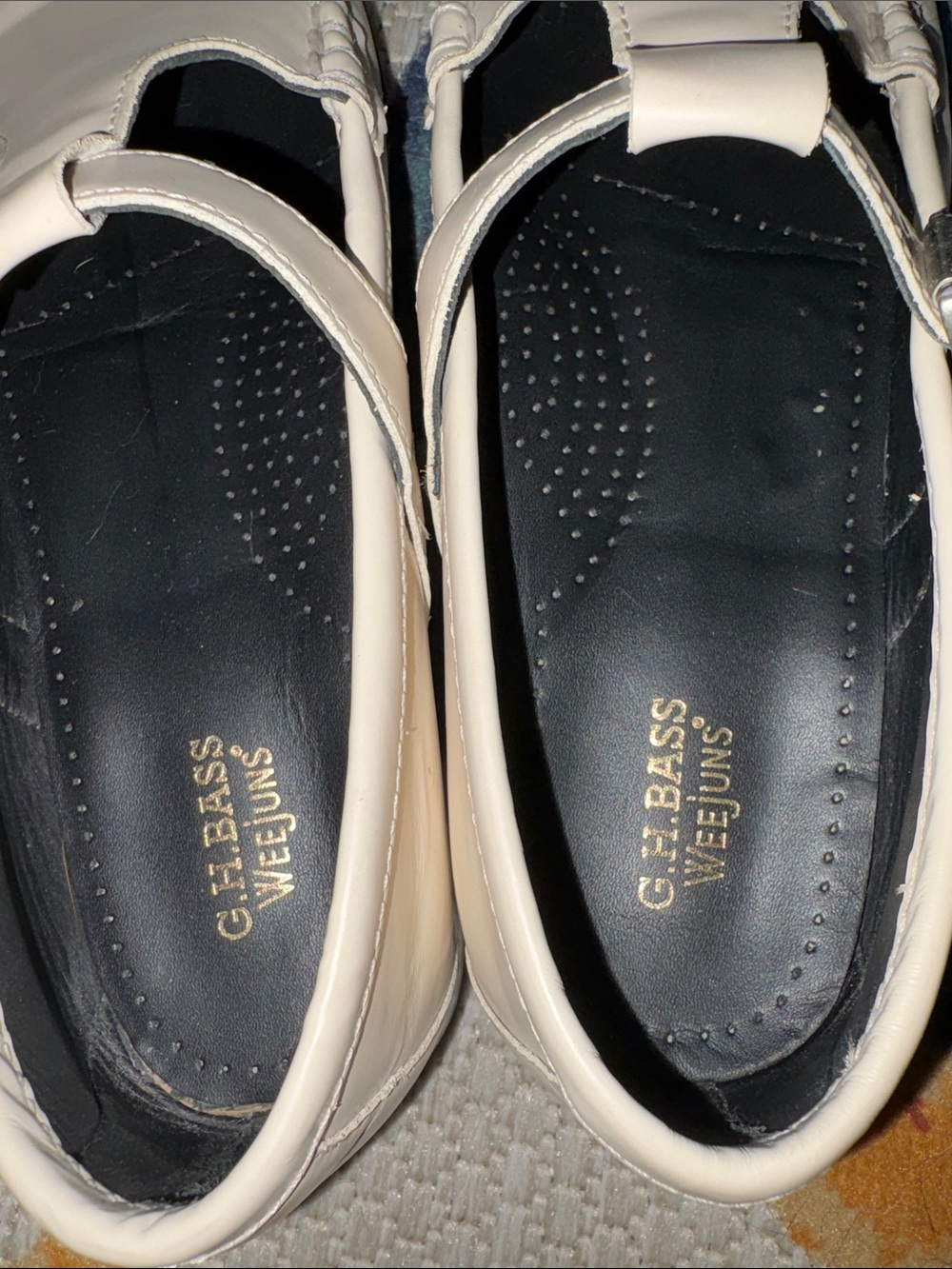 Women's Cream Leather T-Strap Loafers - Classic Style size 10 - Picture 8 of 9